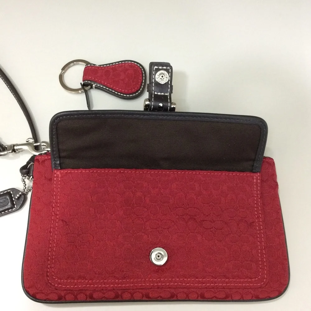 ✨ Coach Vintage Y2K Wristlet Red Brown Leather Trim Pouch Authentic Key Fob Set